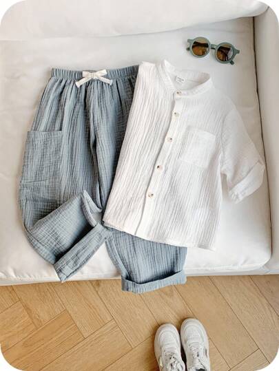 SHEIN 2 件套婴儿男孩/女孩舒适休闲百搭立领短袖衬衫上衣和长裤套装，适合春夏季室内、户外、日常穿着、运动、玩耍、派对、摄影、度假、假期