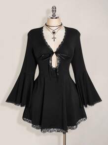 SHEIN ICON Váy len tay loe thêu ren cổ chữ V cỡ lớn, váy ngắn thắt nơ hở lưng cổ chữ V gợi cảm, Y2K, trang phục Halloween - màu đen - Xem 3