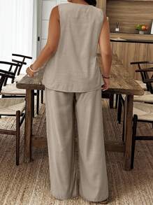 EMERY ROSE Plus Size Casual Solid Color Notched Neck Sleeveless Top And Pants 2 Pieces Set - Light Grey - View 2