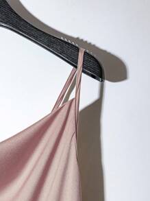 Franclia 女士夏季法式优雅简约醋酸纤维缎面撞色网纱吊带连衣裙粉色薄纱连衣裙缎面连衣裙夏季连衣裙大学服装