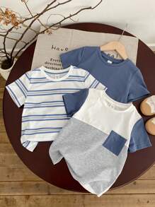 SHEIN 3 件装年轻男孩蓝色条纹拼色休闲 T 恤，适合度假、上学、居家、郊游和旅行，夏季