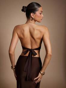 Hauture 女士性感露背吊带上衣，金色金属装饰，适合派对穿着 - 棕色 - 查看 2