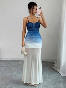 Islaluna Elegante y de moda vestido con corte en el bajo y degradado de azul a blanco sin mangas para mujeres, para verano