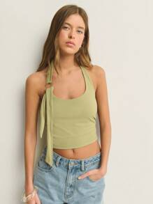 Nöista Áo croptop cổ yếm màu xanh ô liu thanh lịch với dây buộc bên hông có thể điều chỉnh. Được làm từ chất liệu mềm mại, co giãn, hoàn hảo cho mùa hè. - Màu Khaki - Xem 3