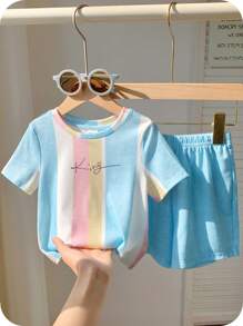 SHEIN 2pcs Baby Boys Casual Cute Raglan Loose Stripe Knit Top T-Shirt And Knit Elastic Waist Shorts 2 Pieces Outfit Set, Suitable For Spring/Summer Indoor And Outdoor Wear