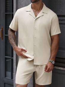 Manfinity Homme Conjunto de camisa de manga corta con botones y pantalones cortos de unicolor para hombres de talla grande - Albaricoque - Ver 1