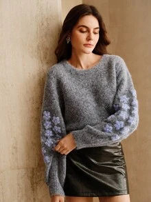 Anewsta Embroidered Fuzzy Knit Applique Crew Neck Long Sleeve Sweater - Grey - View 3