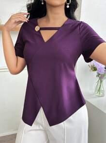 Modelyn Áo kiểu nữ cổ chữ V tay ngắn ôm sát viền bất đối xứng nút kim loại trang trí thanh lịch đa năng cỡ lớn khi đi làm - Màu tím - Xem 5