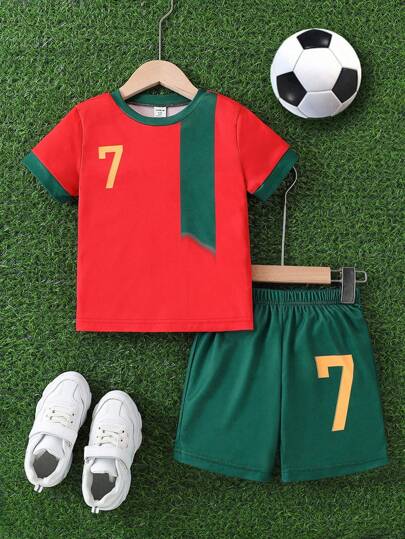 SHEIN 2pcs/Set Young Boy Football #7 Print Short Sleeve Round Neck T-Shirt And Shorts Set, Suitable For Summer Outdoor, Sports, Casual, Back To School