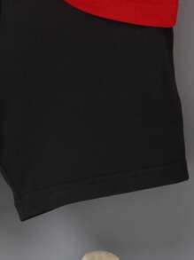 SHEIN Chàng trai trẻ Sọc Vòng cổ Ngắn tay Áo thun Và Bộ quần short - Đỏ - Xem 3