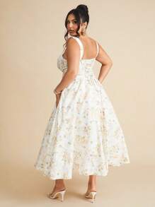 SHEIN BAE 女士大码服装 婚纱 伴娘服 迷你裙 派对服 约会服 节日服 大码女装 夏季 暑假 约会 旅行服 情人节 连衣裙 小花裙 野餐服 优雅 连衣裙 女士夏季服装/春季服装/情人节服装/狂欢节/海滩度假服装，紧身胸衣裙/大码花裙/大码花园派对礼服/大码茶会礼服