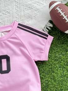 SHEIN 男婴幼儿新生儿 0-3 岁休闲运动足球服上衣 + 短裤套装，迈阿密队插肩袖运动服 - 粉色 - 查看 4