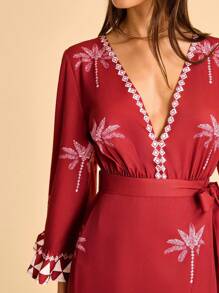 CAJUNI 女士休闲度假热带棕榈树印花深 V 领裹身系带长裙 - 紅色 - 查看 4