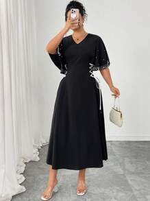 Modelyn Vestido plus size feminino de malha gradiente com decote em V e amarração lateral, corte A, adequado para passeios e encontros no outono - Preto - Ver 6
