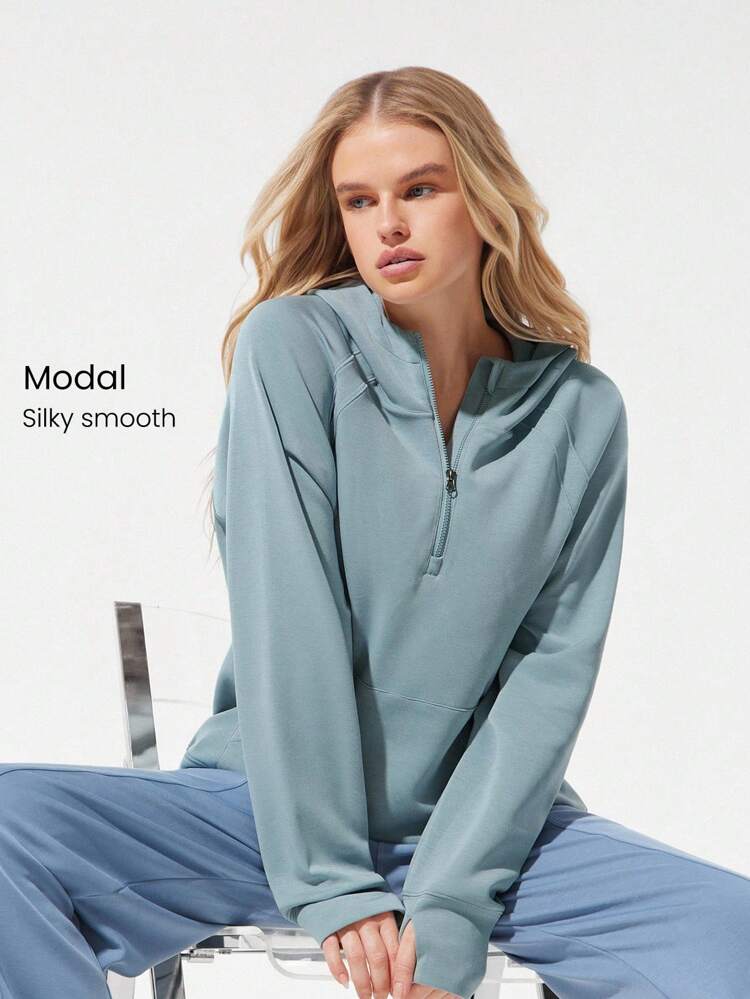 sweat-shirt à capuche oversize à demi-zip en modal et soie, pour l'automne
