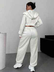 SHEIN EZwear 浅灰色针织短款连帽衫和运动裤套装，秋季两件套家居服套装，女士运动套装，舒适家居服套装，秋冬季女士保暖服装 - 淺灰色 - 查看 2