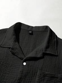 Manfinity RSRT 男士短款纹理棉麻混纺瓜亚贝拉领扣拼色衬衫套装 - 黑色 - 查看 4