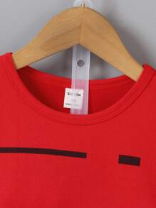 SHEIN Chàng trai trẻ Sọc Vòng cổ Ngắn tay Áo thun Và Bộ quần short - Đỏ - Xem 6