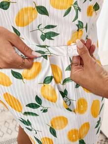 SHEIN 2 件孕妇水果印花吊带背心和可调节腰部短裤套装，休闲 - 亮橙色 - 查看 5