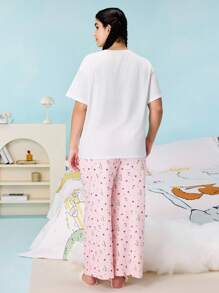 LE PETIT PRINCE X SHEIN Plus Size Women's Summer Fall Autumn Y2k Cleanfit Atry Chic Cute Dreamy  Retro Vintage Casual Vacation Vibe Back To School Clothes Preppy Style  Kawaii  Streetwear Loose White Pink  Comfortable Rose Floral Pattern Round Neck Short Sleeve T-Shirt And Pants Pajama Set, Summer - Multicolor - View 2