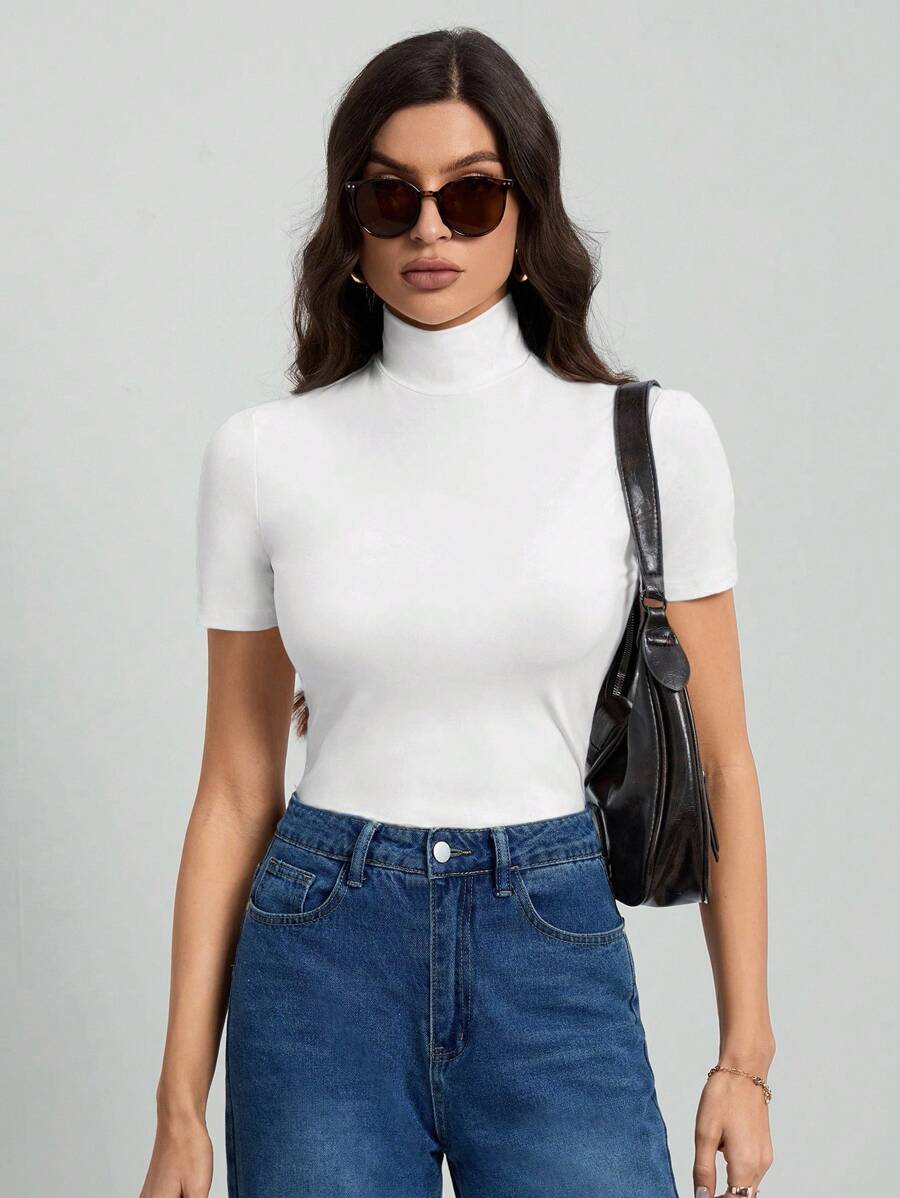 SHEIN Tall Camiseta básica de cuello alto de unicolor negro de manga corta para mujer - Blanco - Ver 1