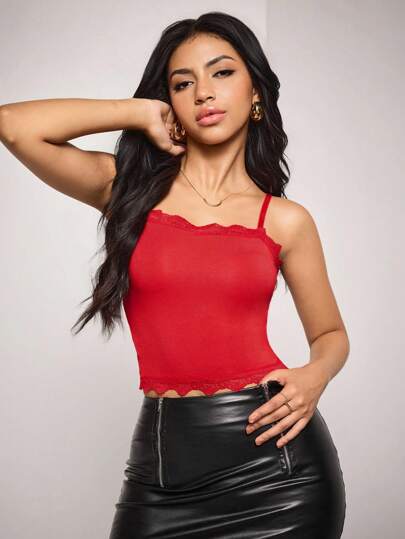 女式纯色红色撞色蕾丝短款吊带背心