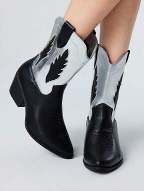 Fairycore 2025 New Pointed Toe Chunky Heel V-Cut Retro High Heel Ankle Boots