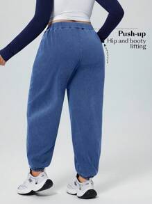Flexra Pantaloni casual/da resort in denim blu scuro morbidi ed elastici per taglie forti - Blu lavato scuro - Visualizzare 2