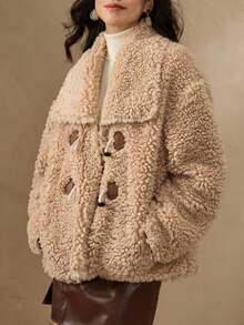 DAZY 拼接PU翻领超大蓬松外套，厚实保暖，女士秋冬大衣 - 杏色 - 查看 4