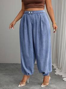 Elenzga Plus Size Women Light Blue Washed Denim Jeans With Pleated Design, Loose Fit Cowboy Pants - Light Wash - View 6