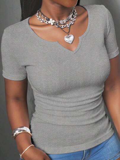 Slaydiva 2025 Summer New Casual Basic Versatile U-Neck Small V-Neck Short-Sleeved Side Pleated Slim Women T-Shirt, Daily Travel, Friends Gathering, Travel, Graduation, Brunch, Back To School, Commuting, Versatile Gray Tops V Neck T-Shirts Women V Neck Tops