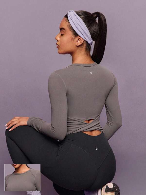 GLOWMODE FeatherFit™ Twist And Flow Crewneck Twisted Back Thumbholes Built-In Bra Long-Sleeve Top Low-Impact Yoga Pilates Barre Gym Studio Daily Casual Wear