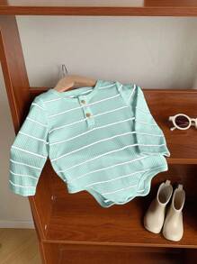 SHEIN 新生儿男女宝宝休闲趣味学院风百搭黑白条纹针织连体衣，柔软舒适，适合春夏穿着，室内外皆宜，秋冬季宝宝连体衣