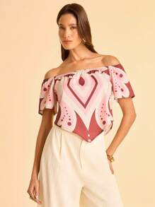 CAJUNI Damen Urlaubs Rot & Pink Blumen Muster Off-Shoulder Gerafftes Kurzarm V-Saum Sommer Urlaubs Strand Party Lässig Crop Top - Verschiedenfarbig - Übersicht 7