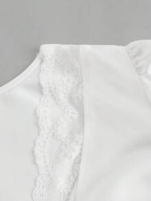 SHEIN MOD Blusa elegante de mujer con parches de encaje y mangas abullonadas de unicolor