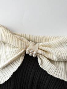 Velvienne Suéter elegante de hombros descubiertos con bloques de color para tallas grandes