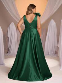 Glamrae 加大码优雅奢华缎面褶皱 V 领 3D 花卉装饰高开衩超大 A 字裙，适合婚礼、派对、毕业典礼、节日、正式场合（重度装饰） - 墨綠色 - 查看 3