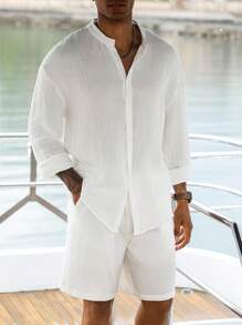 Manfinity Homme 轻盈棉质男士衬衫和短裤，宽松版型，适合夏日穿着，白色两件套沙滩装，复古舒适服装 - 白色 - 查看 3