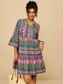 SHEIN VCAY Sukienka damska w paski, dekolt w serek, rękawy 3/4, plus size, krótka, marszczona w talii, luźna, swobodna, w stylu boho, do kolan, odpowiednia na lato i jesień - Wielokolorowe - Zobacz 1