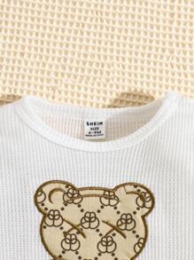 SHEIN 1件婴儿男女通用新生儿泰迪熊刺绣针织华夫格长袖露肩纽扣连体衣，男婴泰迪熊套装，婴儿套装1-12个月，休闲百搭婴儿连体衣熊新生儿服装男女通用中性婴儿服装男女通用泰迪熊婴儿服装白色婴儿连体衣婴儿连体衣男女通用婴儿服装 - 彩色 - 查看 6