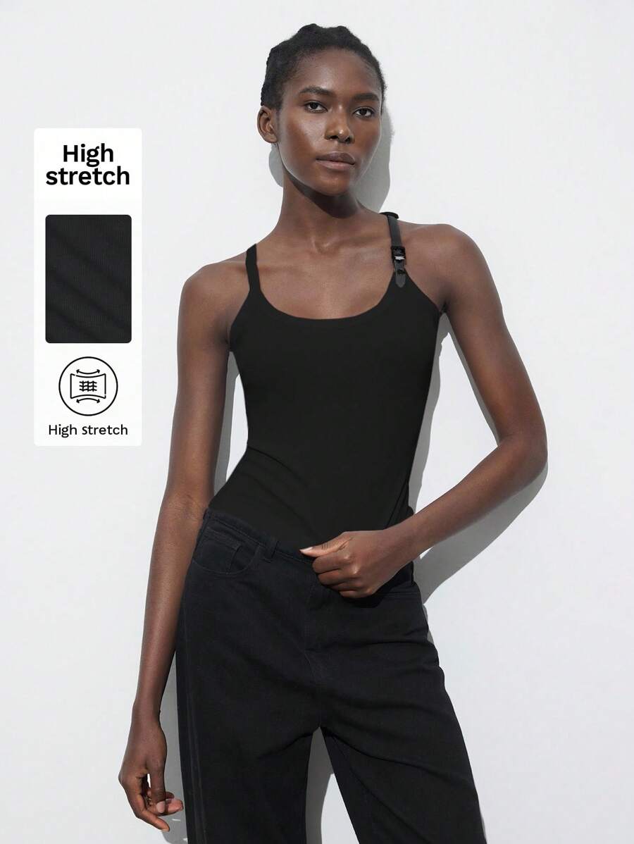 Maija 女士U领黑色休闲时尚系带露脐上衣，饰有金属扣，推荐用于度假、商务休闲和街头风格。 - 黑色 - 查看 1