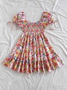 Soleia 女士度假彩色水彩花卉美学浪漫迷你连衣裙，配有系带，泡泡袖，方领，后背镂空，荷叶边下摆，A 字形轮廓，适合派对、情人节、约会、复活节、狂欢节、中国新年、海滩、游轮、春夏