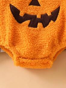 SHEIN 3 件套新生儿南瓜图案毛绒无袖连体衣，带帽子和围兜，可爱万圣节服装