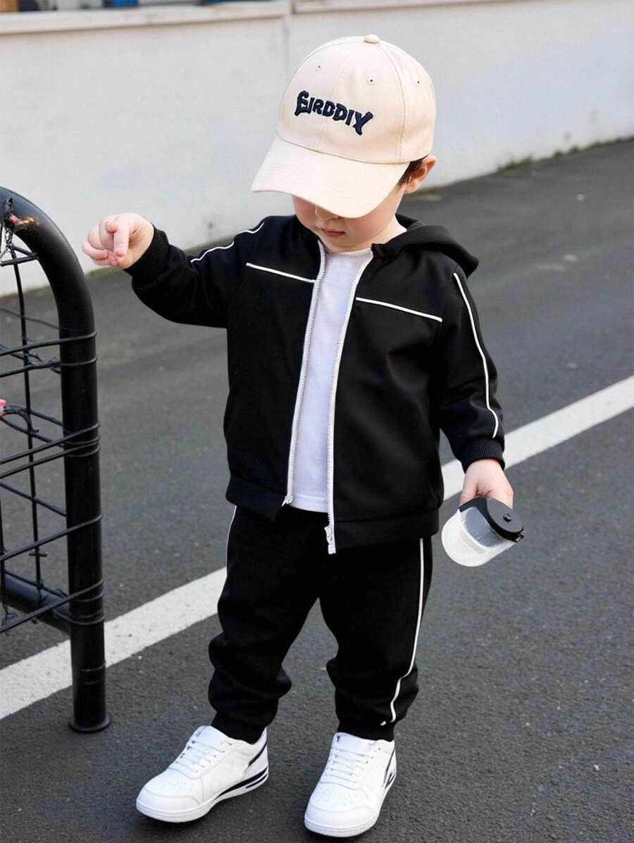 SHEIN Playful Pals 2 件幼儿男童连帽衫套装，秋冬新款长袖连帽卫衣和裤子套装，黑色连帽白色撞色拉链卫衣和黑色裤子，舒适休闲装适合日常穿着，兄弟姐妹套装 - 黑色 - 查看 1