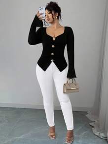 Elenzga 大码 V 领金属纽扣喇叭袖修身 T 恤 - 黑色 - 查看 5