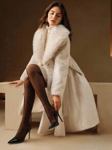 Anewsta 蓬松人造毛皮领子系带修身人造毛皮夹克 - 米色 - 查看 1