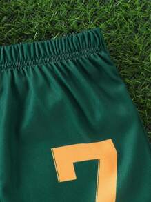 SHEIN 2 件套年轻男孩足球 7 号印花短袖圆领 T 恤和短裤套装，适合夏季户外、运动、休闲、返校 - 紅色 - 查看 5