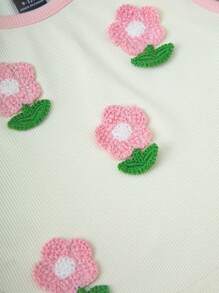 SHEIN Baby Mädchen Sommer Set aus süßem Blumen Strick Cami-Top und Denim Shorts mit elastischem Bund