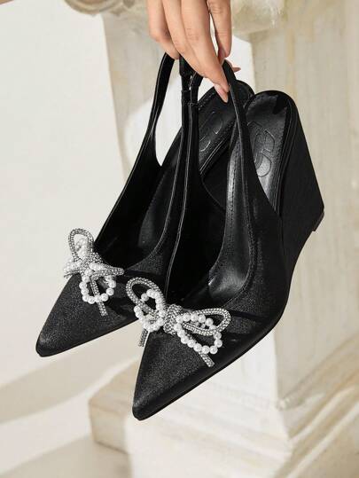 CUCCOO CHICEST 酒红色尖头粗跟简约 Cuccoo 女士高跟鞋，适合圣诞节、新年晚会、约会之夜