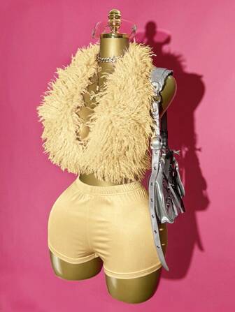 Slaydiva 2025 Spring/Summer New Bohemian Music Festival Country Western Beach Vacation Casual Avant-Garde Party Cute Sweet Y2K Sexy Crop Top Halter Backless Tie Sleeveless Fuzzy Material + Shiny Stretchy Knit Bodycon Mini Shorts Women 2-Piece Set Y2k Two Pieces Set Y2k Women Two Pieces Outfits Club Outfits 2 Pieces Fringe Outfits Women Tassel Outfit